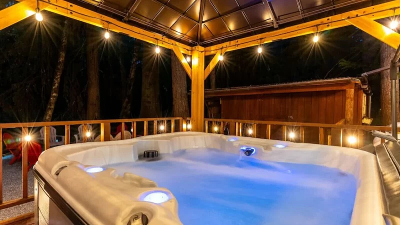 Private Cabin, cabin with a private hot tub, photo 1