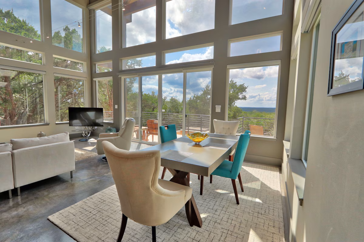 Romantic Hill Country Luxury, cabin with a private hot tub, photo 4