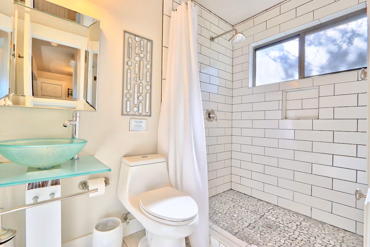 Sunset Villa, cabin with a private hot tub, photo 4