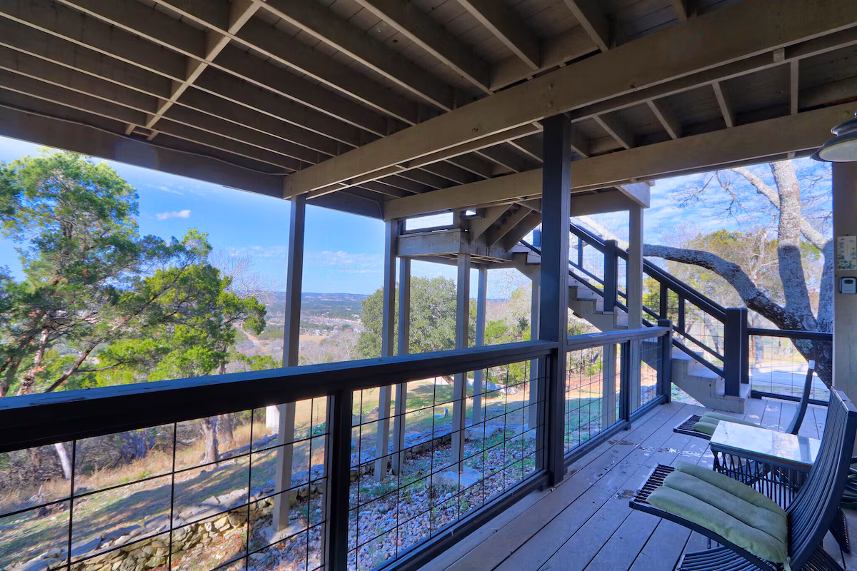 Sunset Villa, cabin with a private hot tub, photo 5