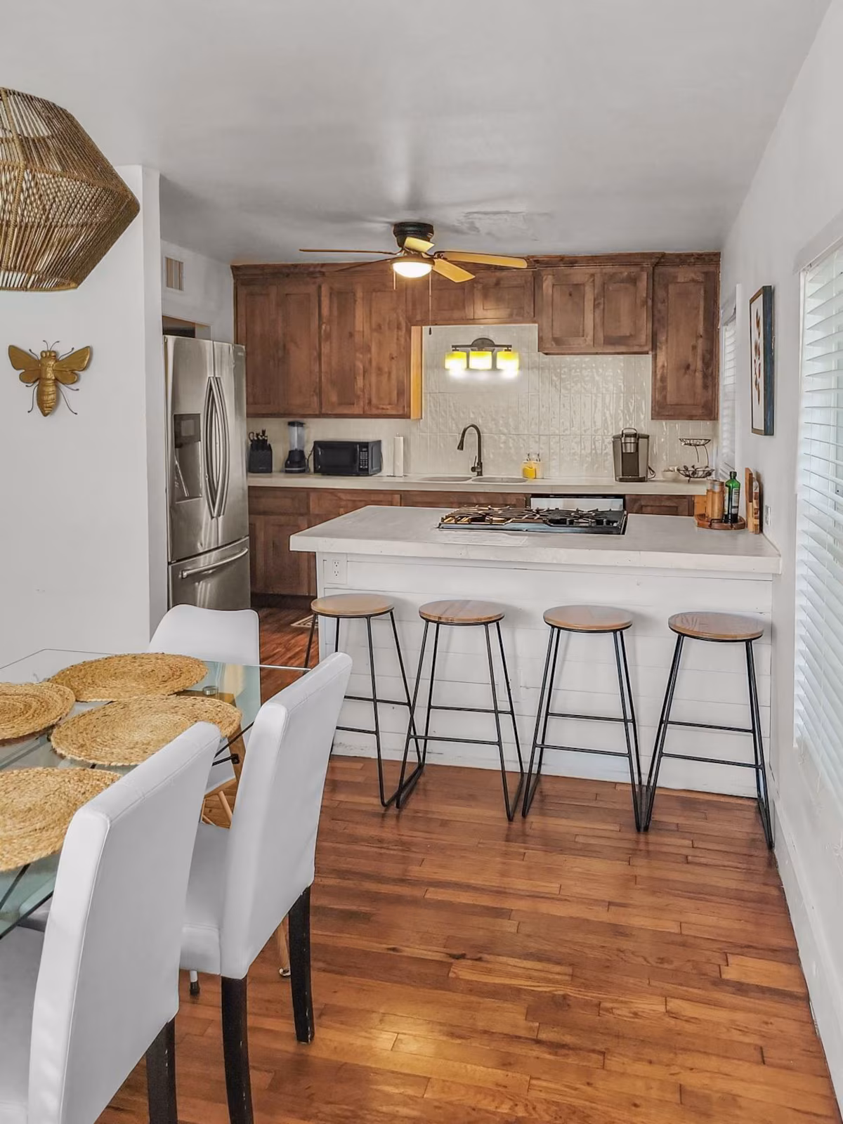 Simply Get-A-Waco, cabin with a private hot tub, photo 5