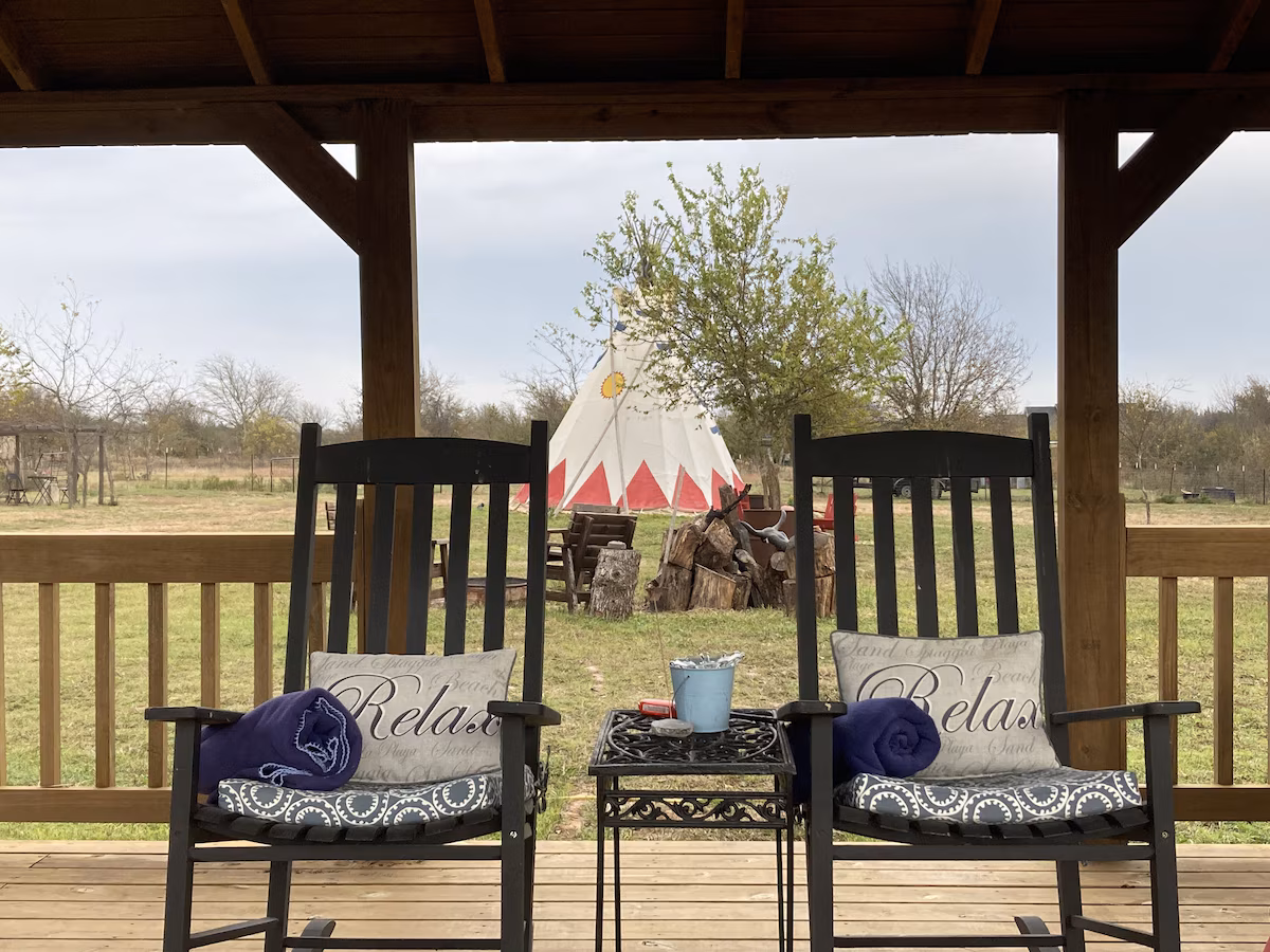 Star Gazing Cabin, cabin with a private hot tub, photo 2
