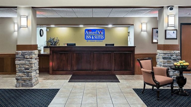 AmeriVu Inn and Suites – Waconia