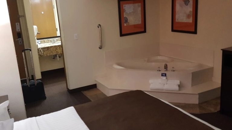 AmericInn by Wyndham Apple Valley