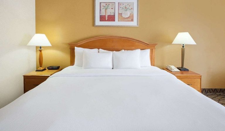 Americas Best Value Inn Canton