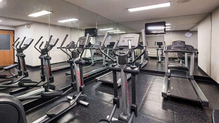 Best Western Plus North Canton Inn & Suites