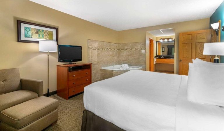Best Western Plus Plattsburgh