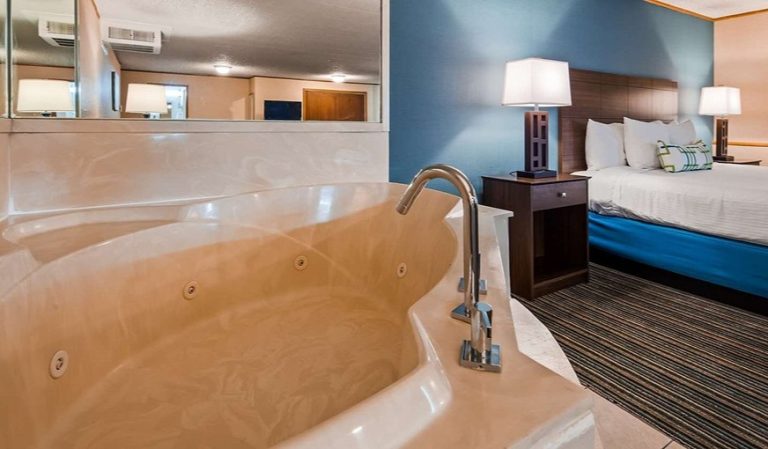 Best Western Woodhaven Inn