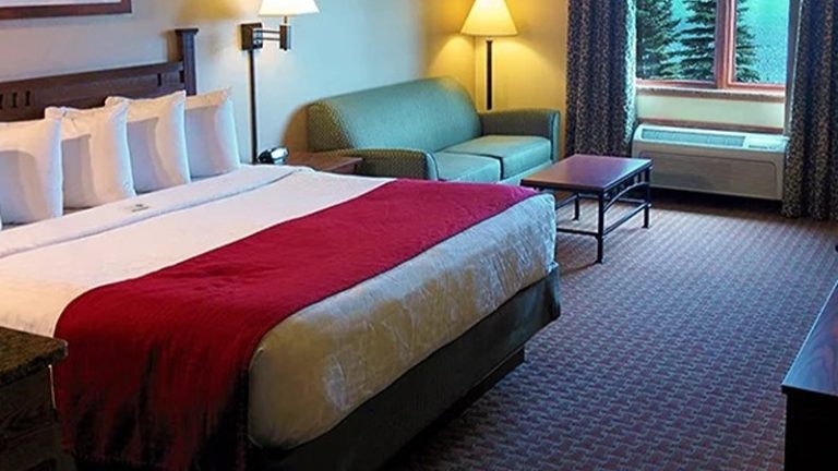Canal Park Lodge