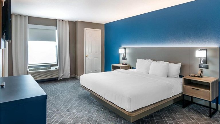 Comfort Inn & Suites St. Louis – Chesterfield
