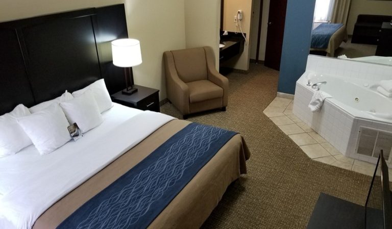 Comfort Inn & Suites