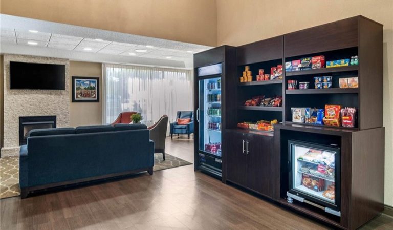 Comfort Inn & Suites