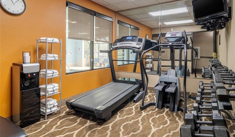 Comfort Inn & Suites