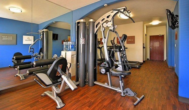 Comfort Suites Near Six Flags Magic Mountain