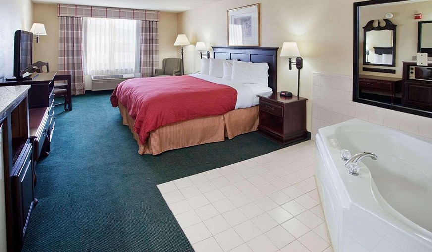 Country Inn & Suites by Radisson, Hiram, GA