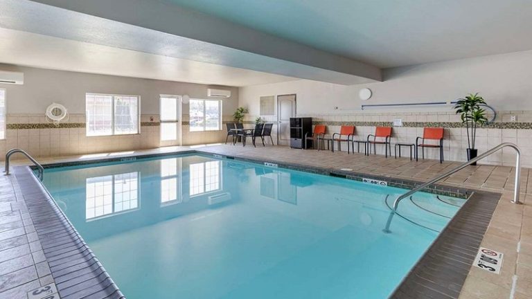 Country Inn & Suites by Radisson, St. Peters, MO
