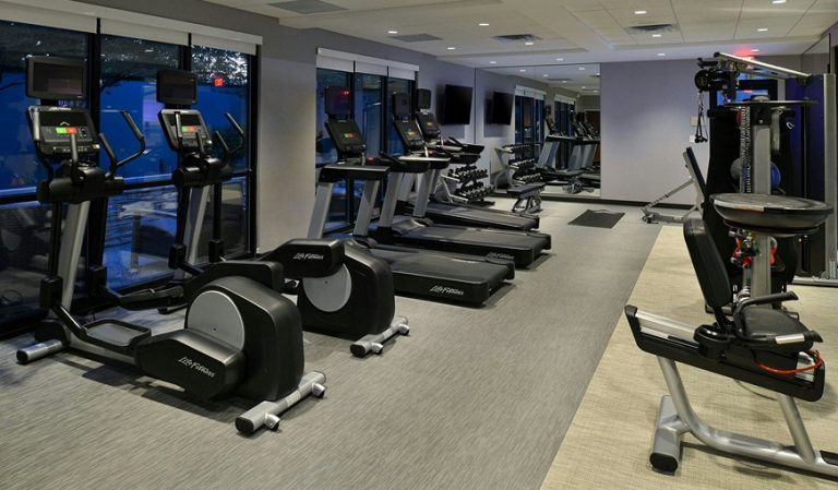 Courtyard by Marriott Detroit Utica