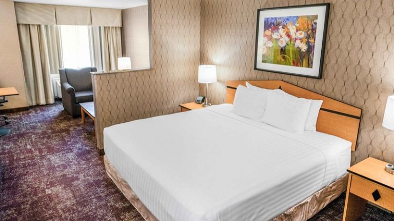 Crystal Inn Hotel & Suites – West Valley City