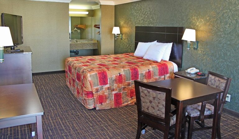 Crystal Inn Suites & Spas