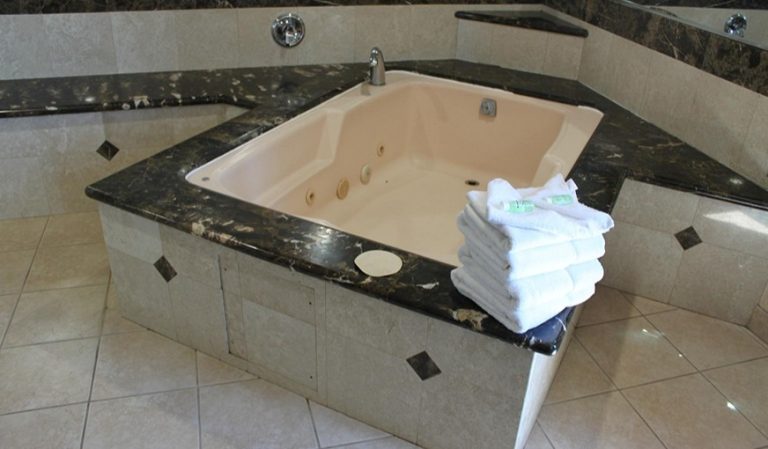 Crystal Inn Suites & Spas
