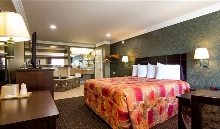 Crystal Inn Suites & Spas