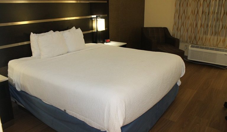 Days Inn by Wyndham Budd Lake