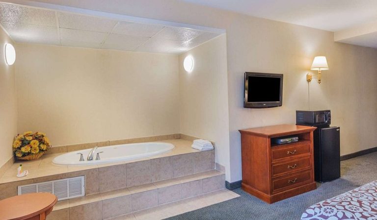 Days Inn by Wyndham Budd Lake