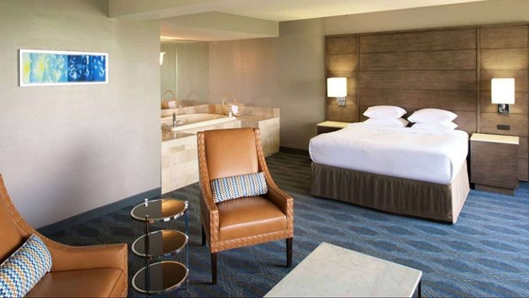 DoubleTree by Hilton Hotel Bloomington – Minneapolis South