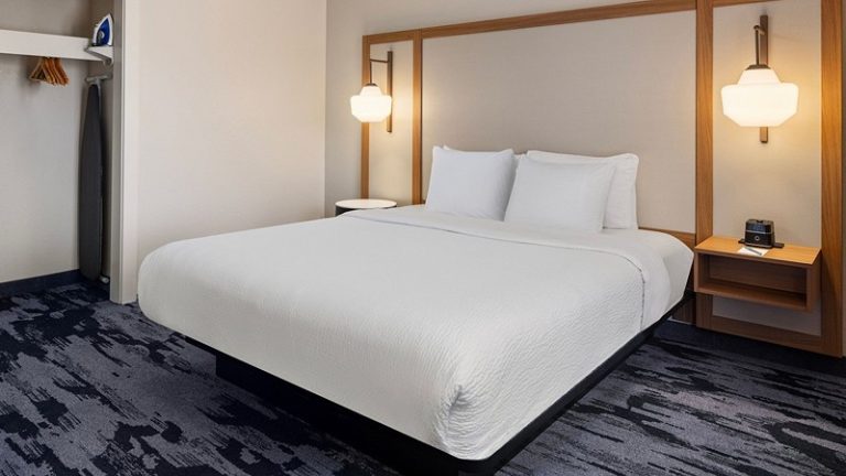Fairfield Inn & Suites by Marriott Columbus East