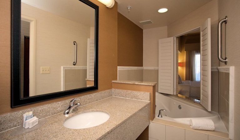 Fairfield Inn & Suites by Marriott Edison-South Plainfield
