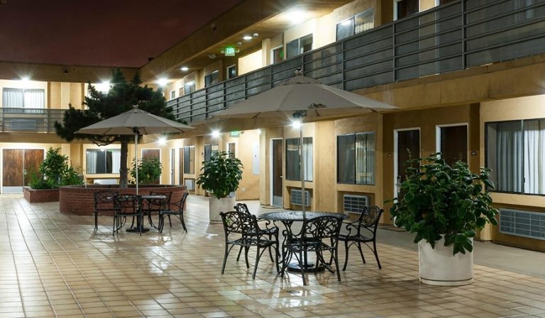 Gardena Terrace Inn