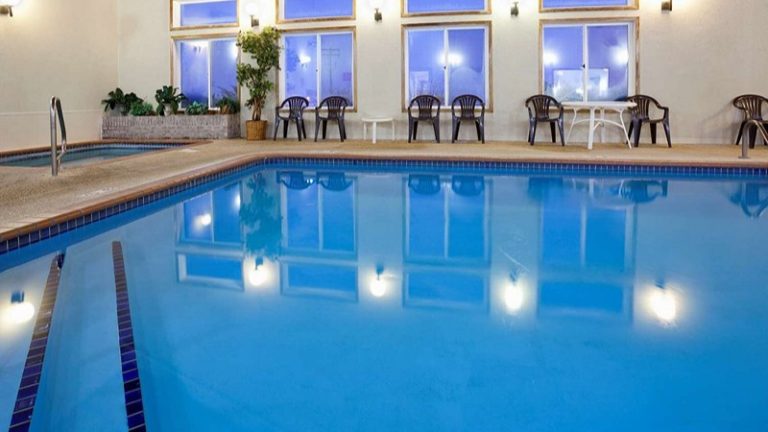 GrandStay Hotel & Suites Waseca