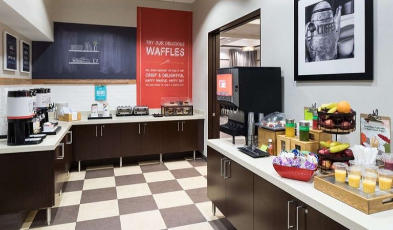 Hampton Inn & Suites Chicago-North Shore/Skokie