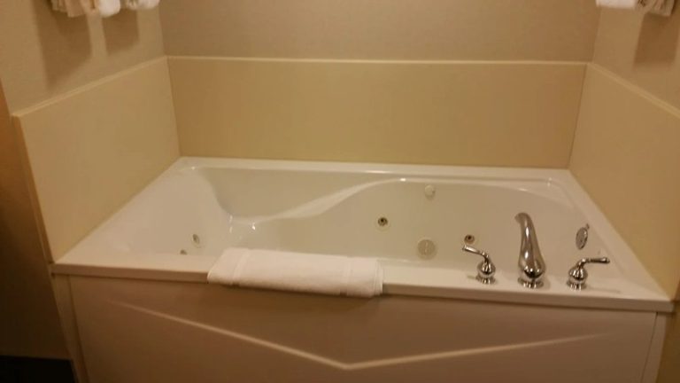 Hilton Garden Inn Akron-Canton Airport