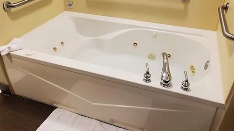 Hilton Garden Inn Akron-Canton Airport