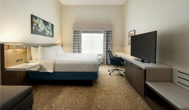 Hilton Garden Inn Riverhead