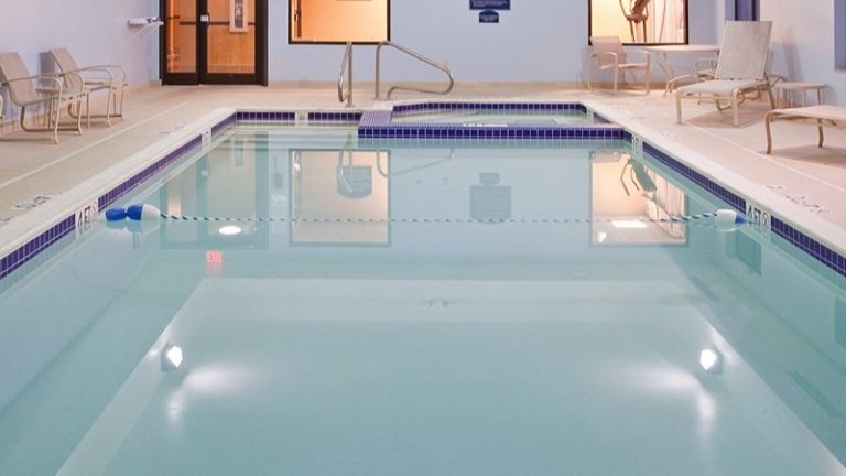 Holiday Inn Express & Suites Cleveland-richfield By IHG