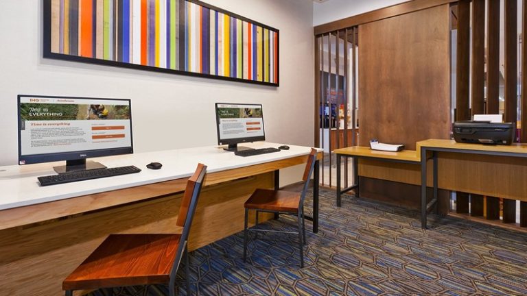 Holiday Inn Express & Suites Cleveland-richfield By IHG