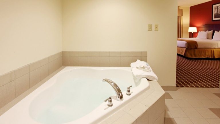 Holiday Inn Express & Suites Columbus OSU-Medical Center, an IHG Hotel