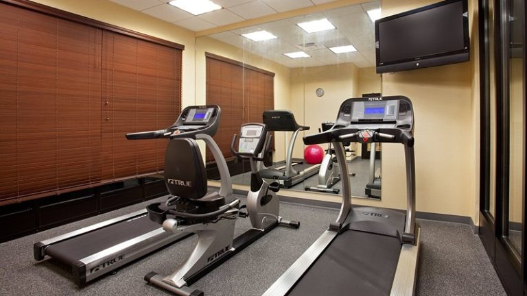 Holiday Inn Saint Louis-Fairview Heights, an IHG Hotel