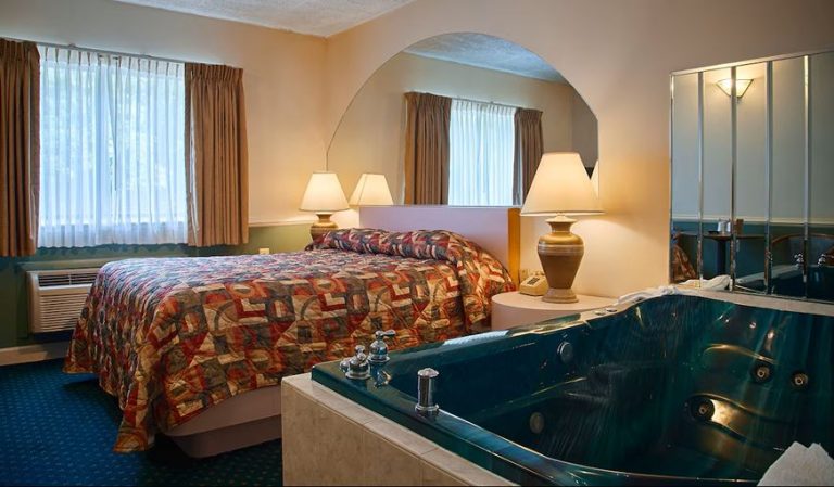 La Mirage Motor Inn