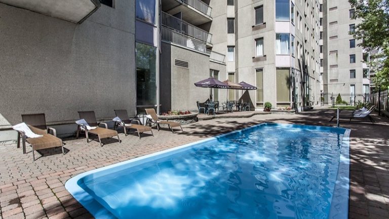 Le Nouvel Hotel