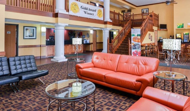 Quality Inn Bolingbrook