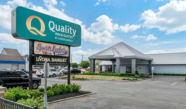 Quality Inn & Suites Banquet Center