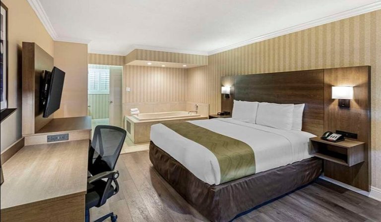 Quality Inn & Suites Maingate