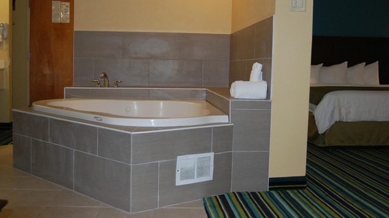 Quality Inn & Suites Medina – Akron West