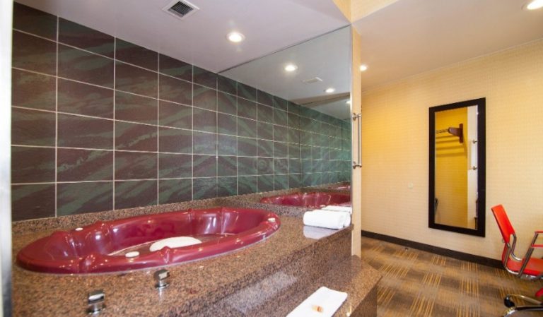 Ramada by Wyndham Bronx