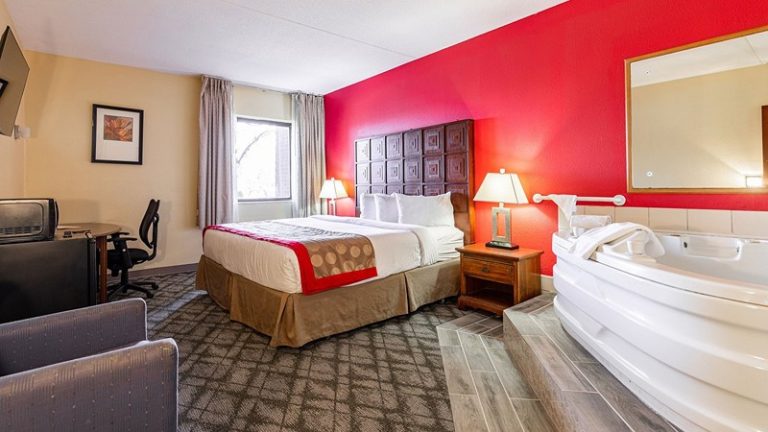 Ramada by Wyndham Columbus North
