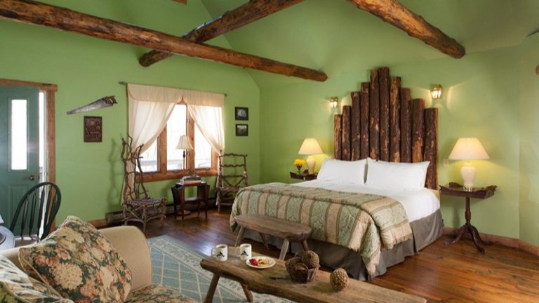 Ravenwood Castle