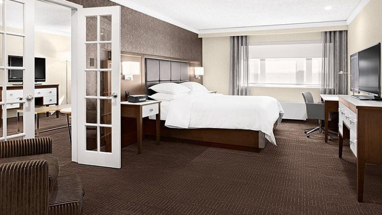 Sheraton Laval Hotel